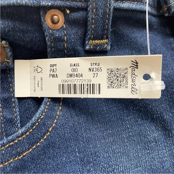 Madewell Women's The Perfect Vintage Wide-Leg
Jeans - Dark Wash - 27- NWT - Picture 5 of 14